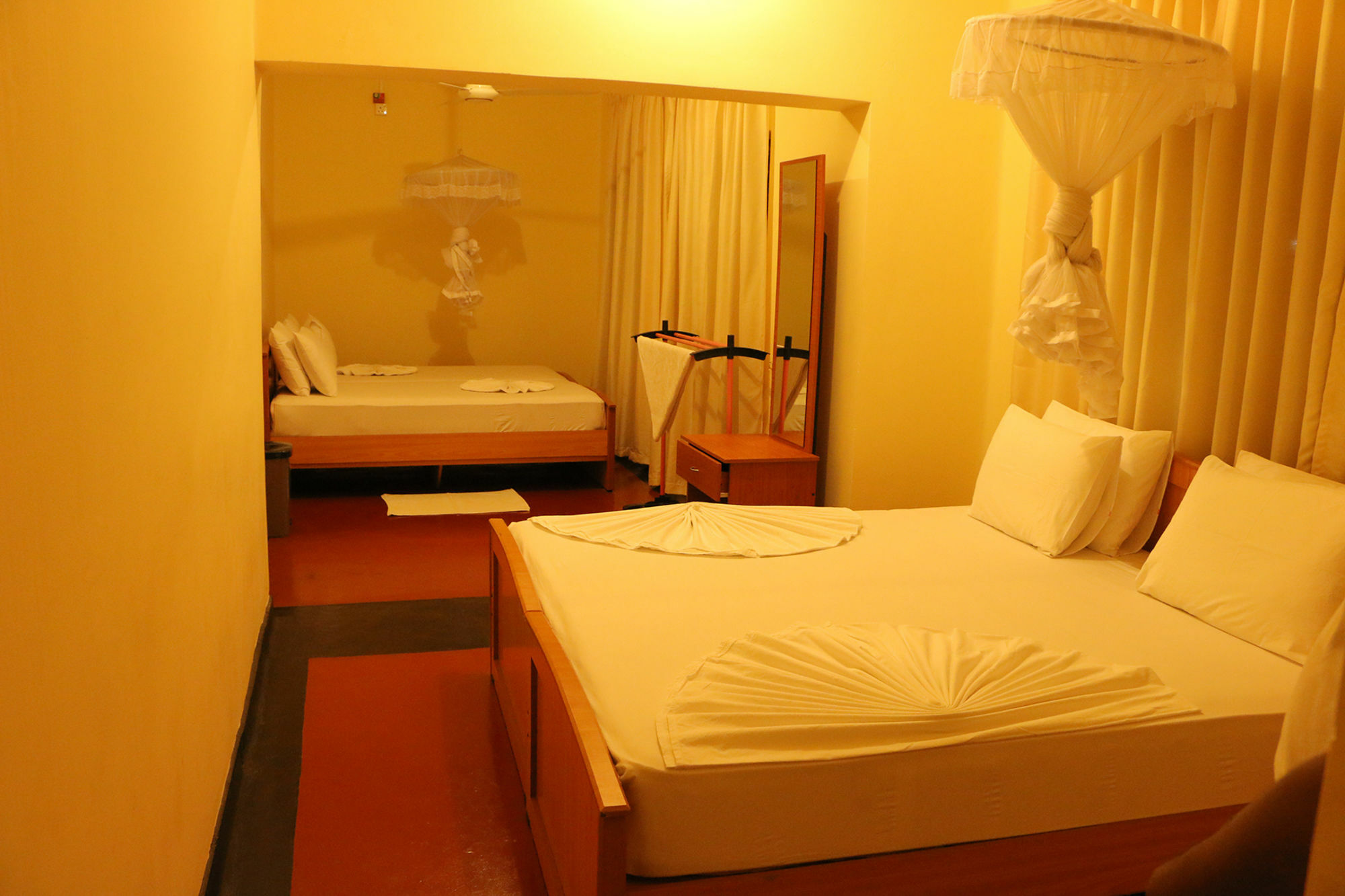 Swiss Garden Tourist Rest Hotel Anuradhapura Exterior foto